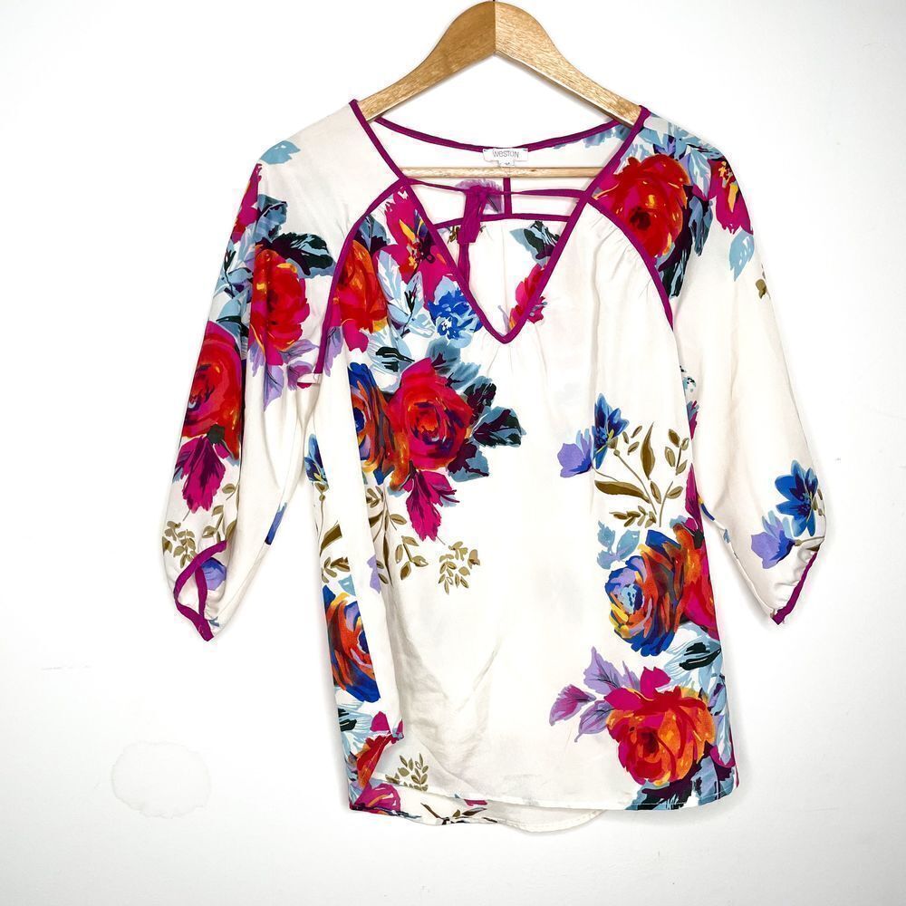 Anthro Weston Floral Tie-Front Fuchsia Trim Top‎